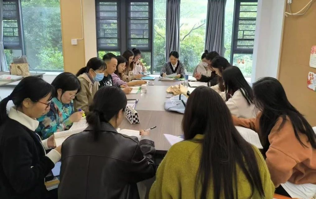 【超德教研】从“怕说错”到“当老师”！他们把讲台变成成长站台
