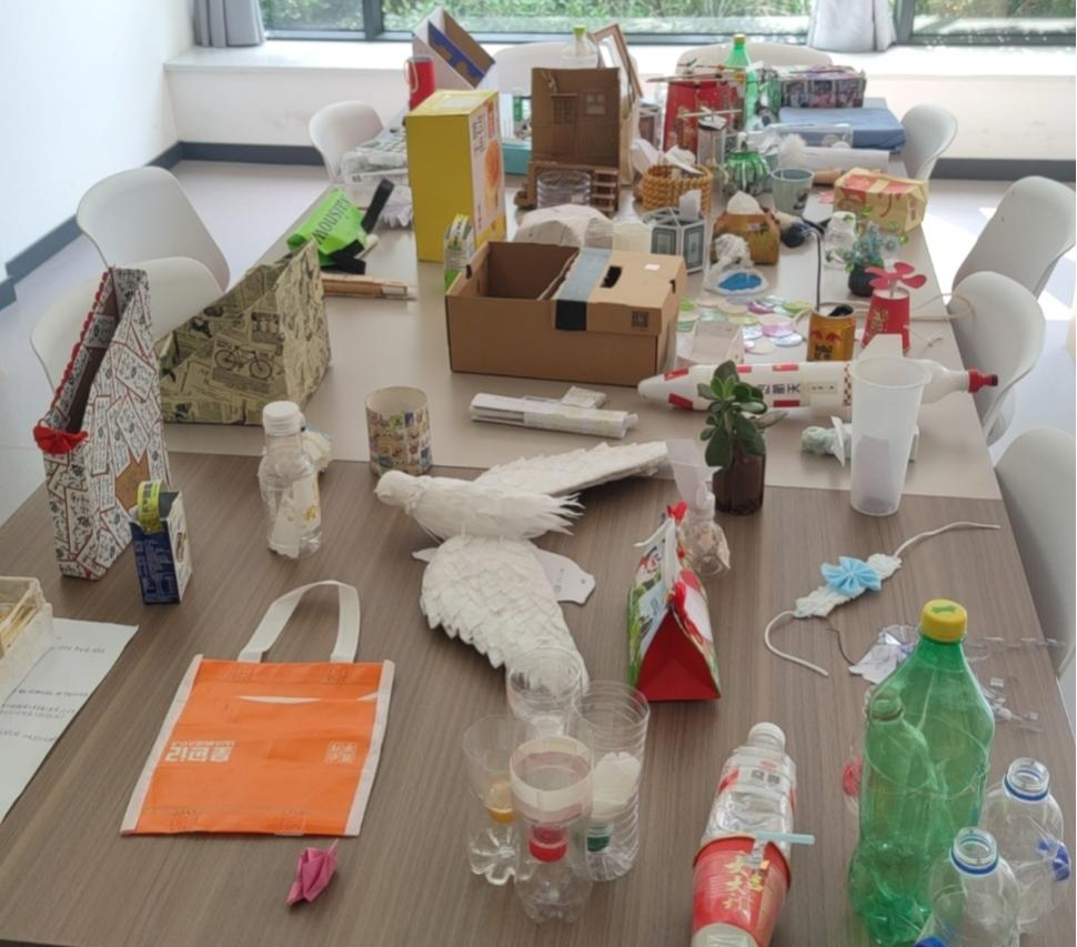 【超德教学】他们用双手证明:没有真正的废弃物,只有尚未苏醒的生命