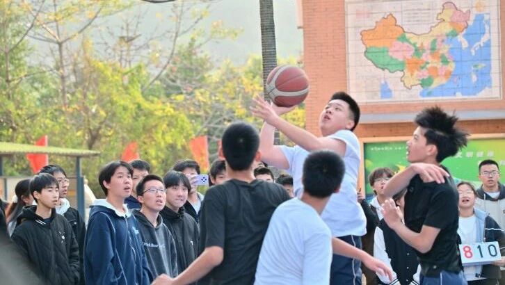 【超德教学】裁判哨、校长赞、全场疯———高一3V3最终战报，冠军是……